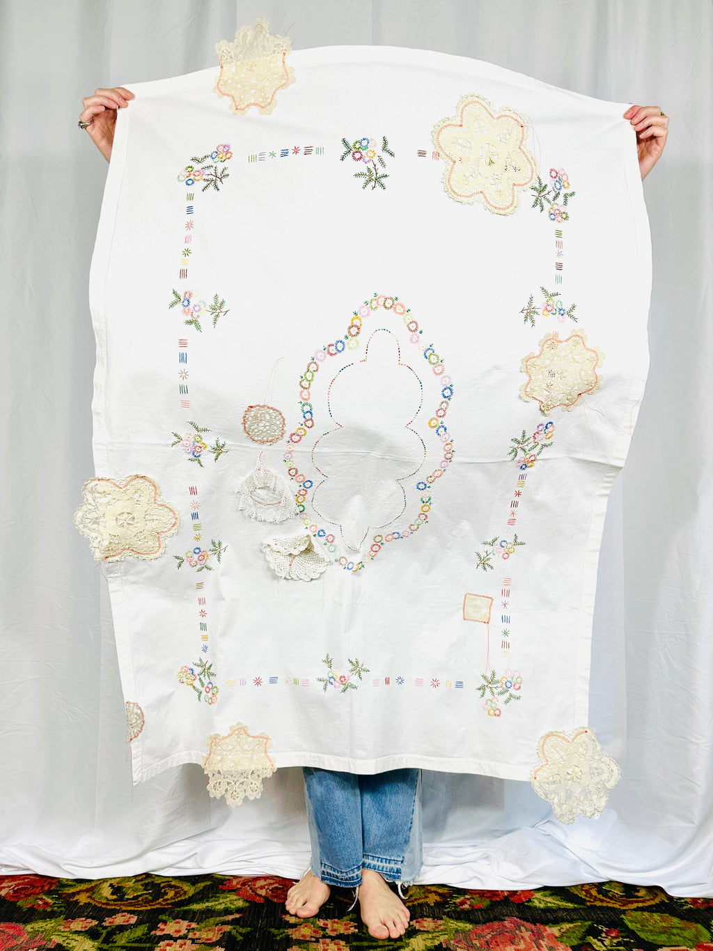 DOILIES TABLECLOTH