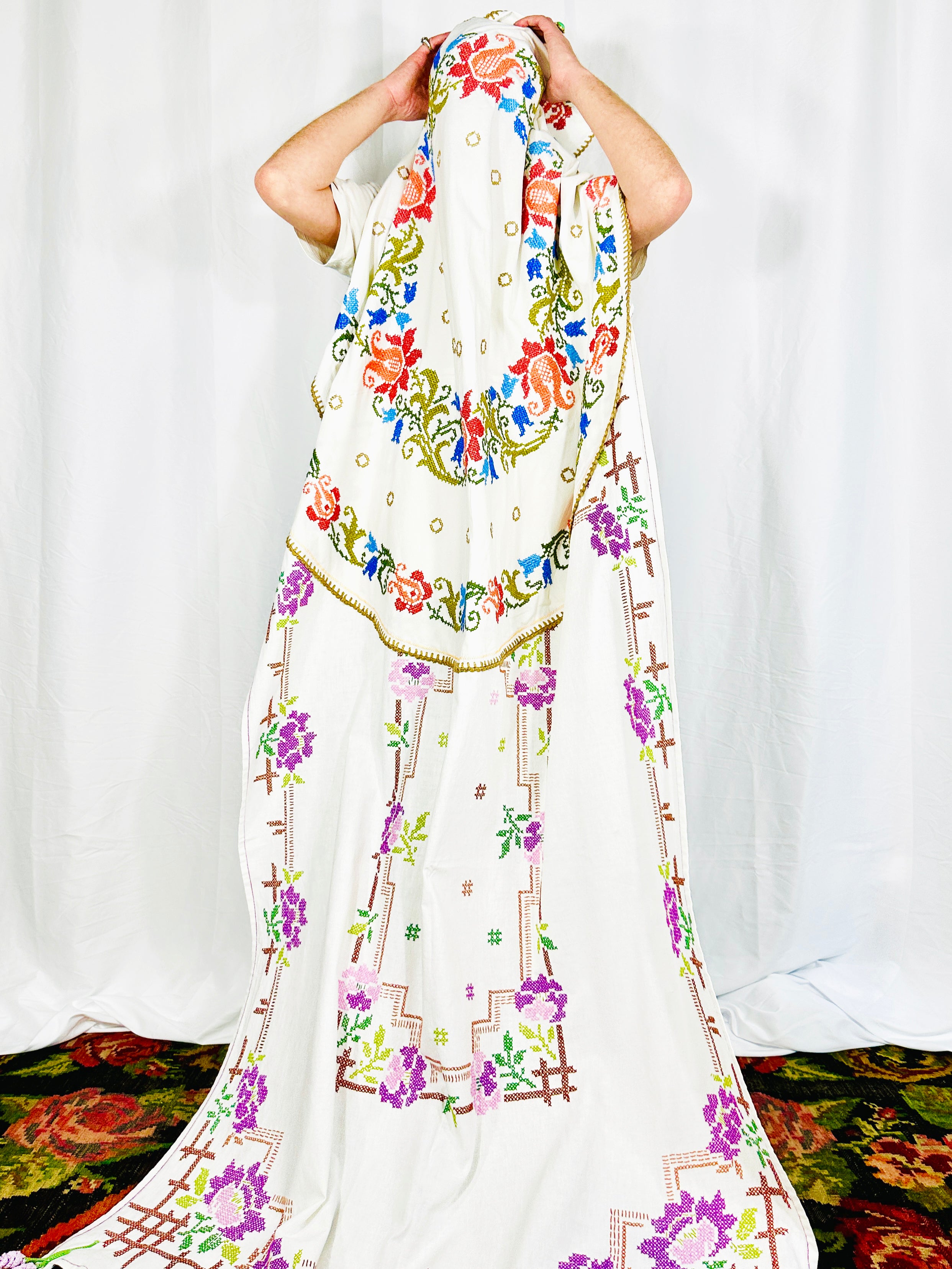 THE KIDS TABLECLOTH