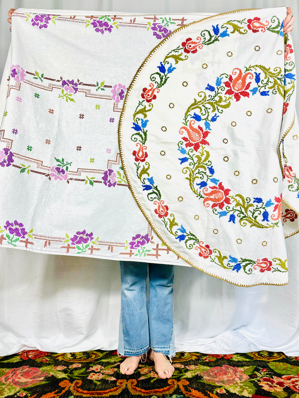 THE KIDS TABLECLOTH