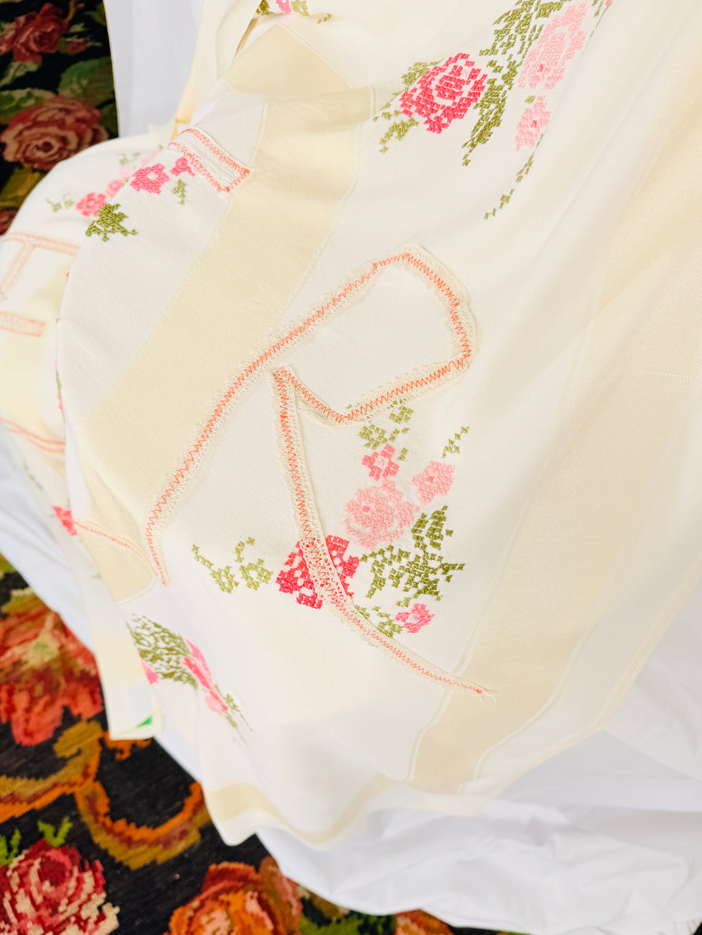 TENDER TABLECLOTH