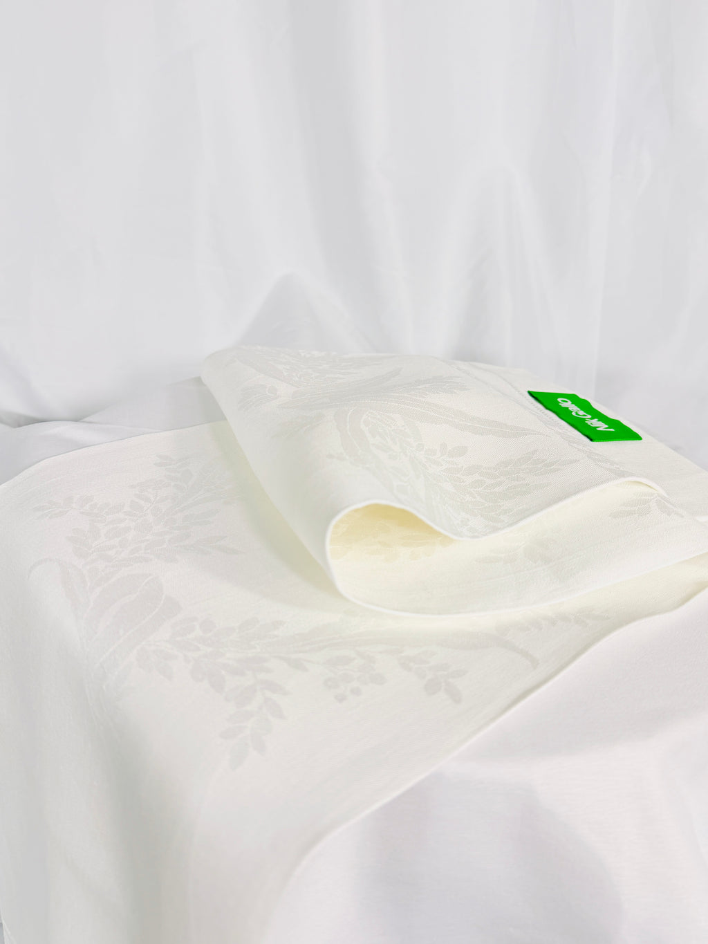 EMBELLISHED JACQUARD LINEN TOWEL