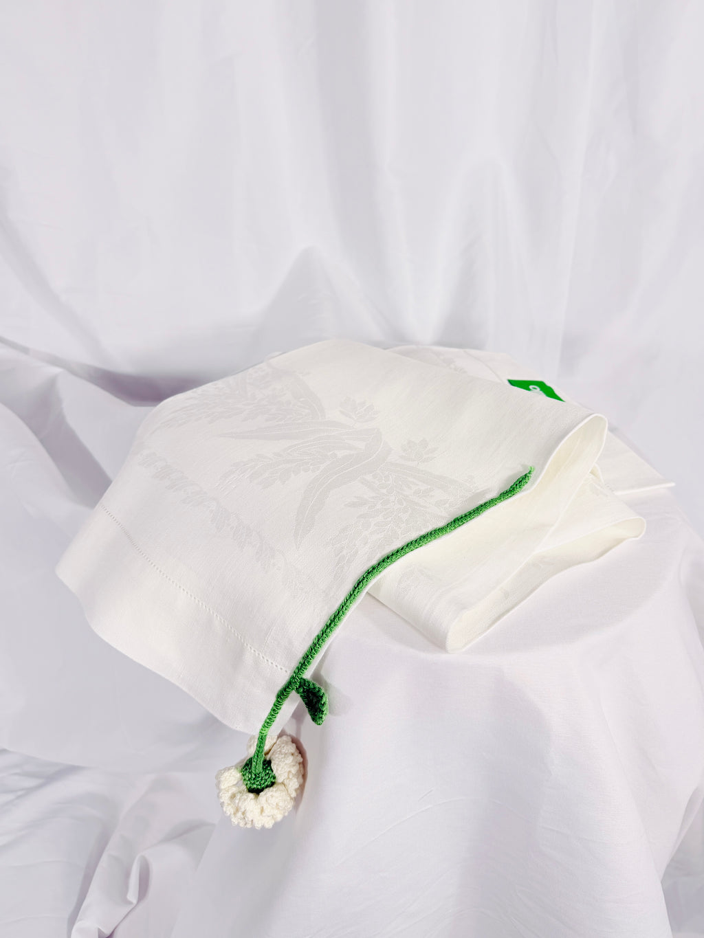 EMBELLISHED JACQUARD LINEN TOWEL