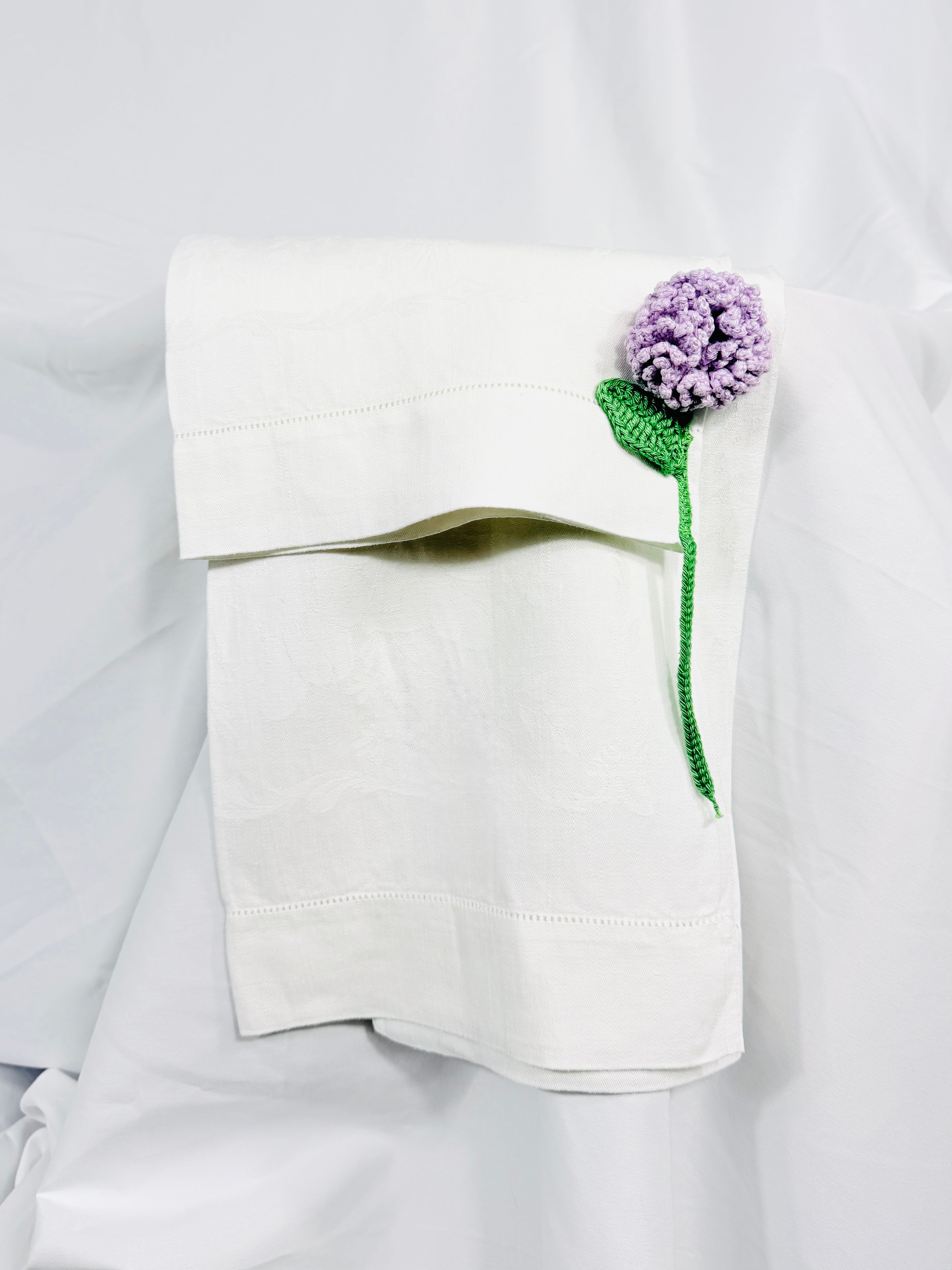 EMBELLISHED JACQUARD LINEN TOWEL